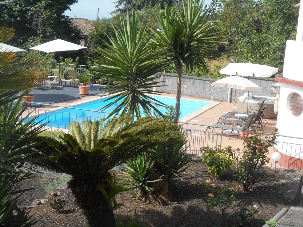 Al Villino Sunshine In Villa Con Piscina Ed Idromassaggio Sant'Alfio Exterior photo
