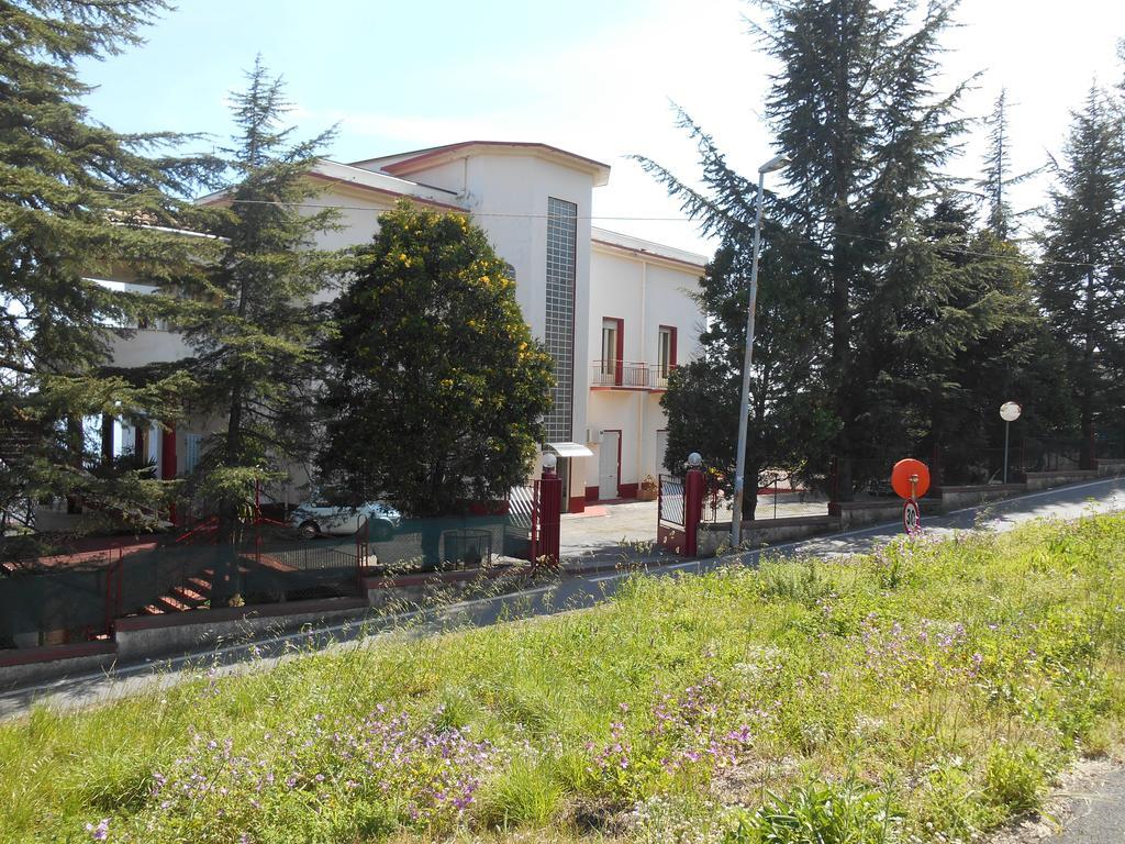 Al Villino Sunshine In Villa Con Piscina Ed Idromassaggio Sant'Alfio Exterior photo